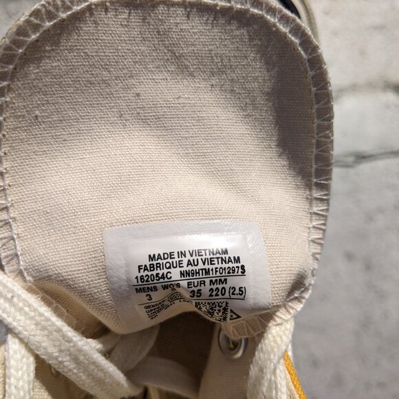 Converse All Star Chuck Taylor High Top Sneakers - Picture 4 of 7